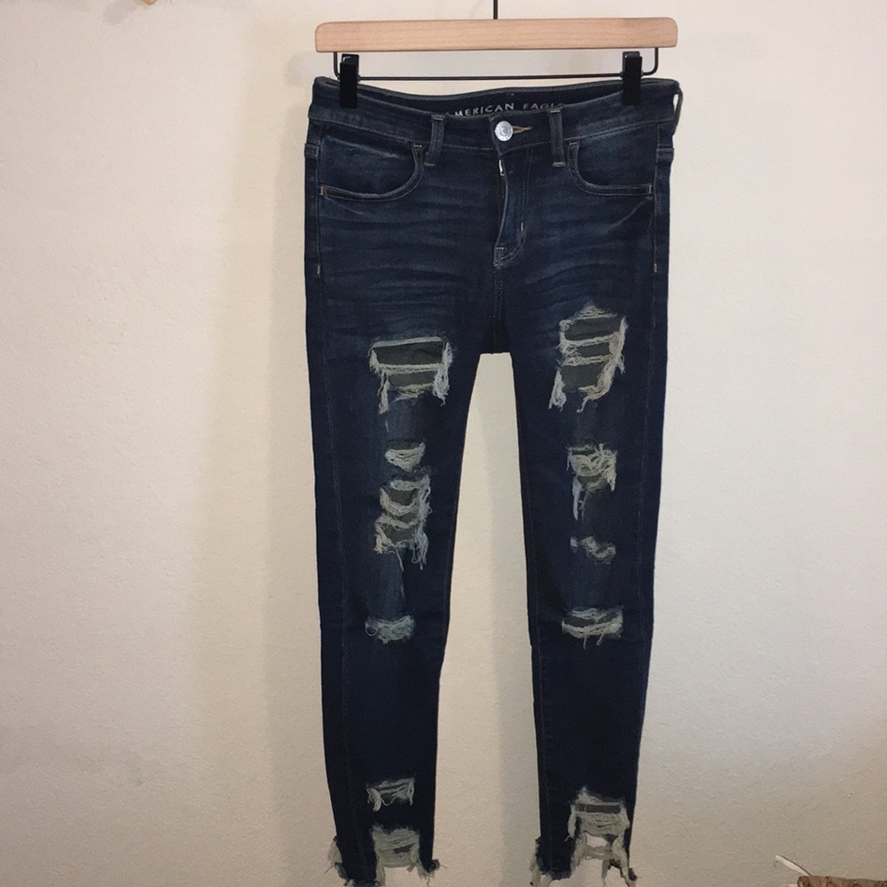 American eagle ripped jeans
